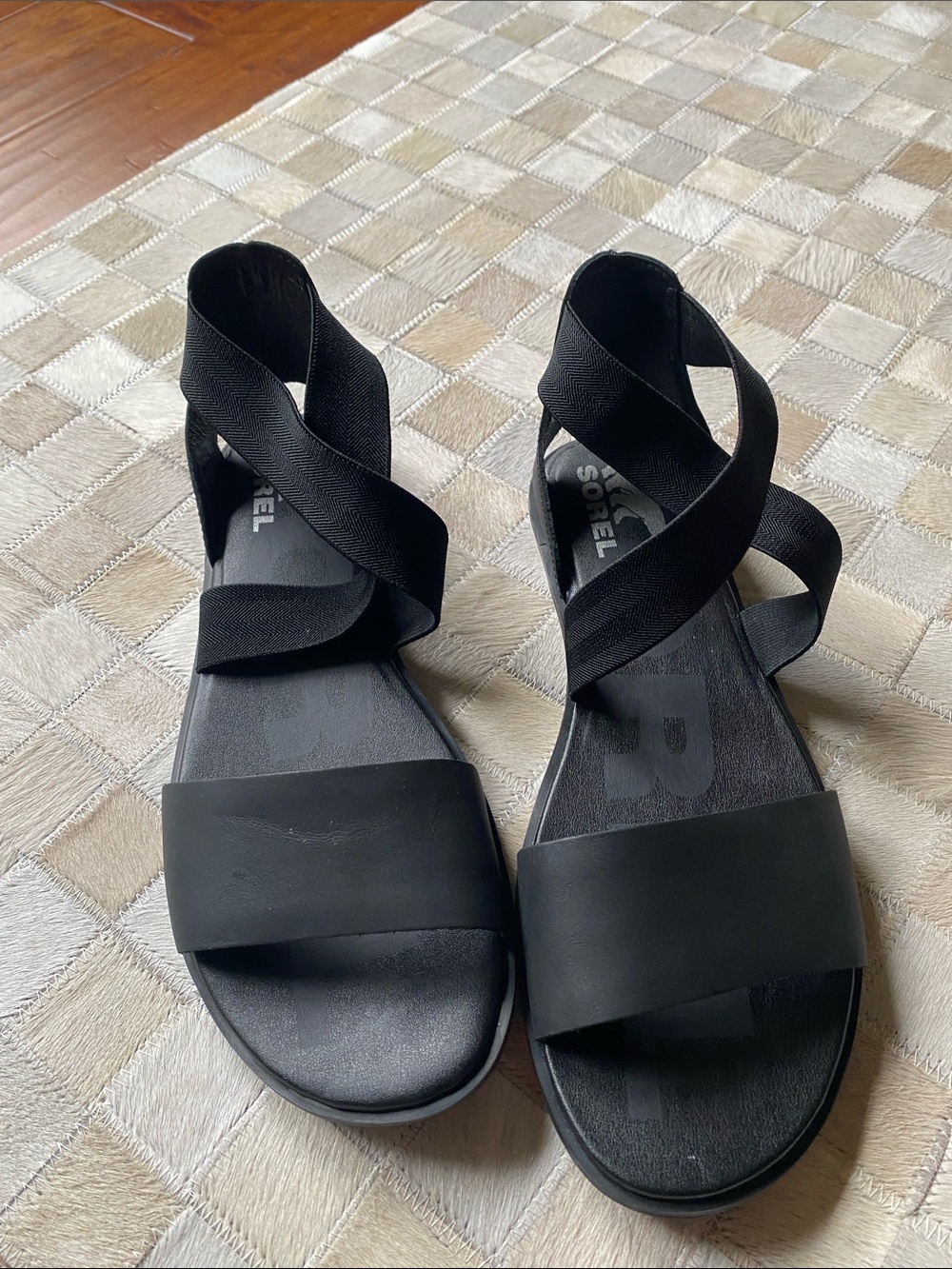 Sorel Black Crisscross Elastic Strap Sandals for Women
